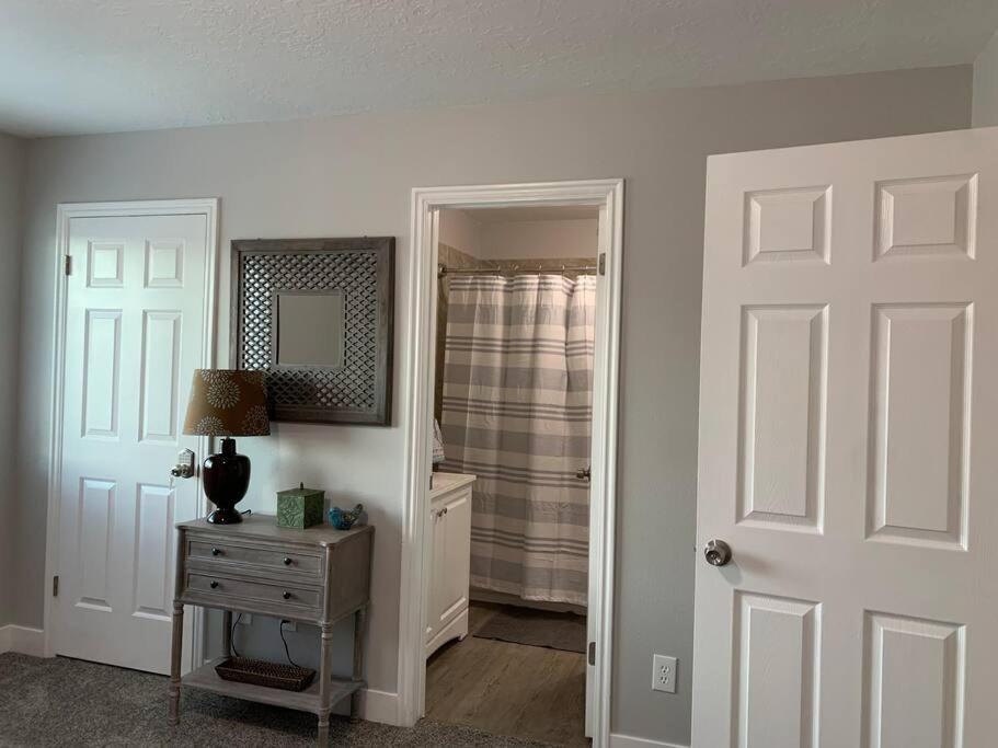 Rooms With A Mountain View Pleasant Grove Exterior photo